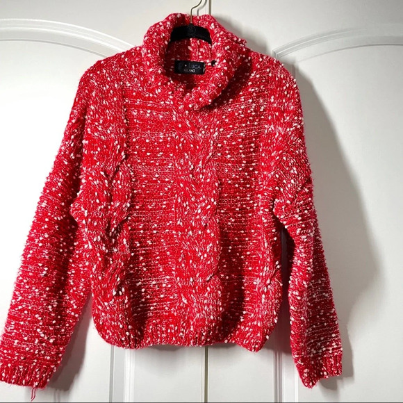 P. LUCA Red and White Wool Blend Chunky Crop Turtleneck Sweater size M/L - Picture 7 of 11